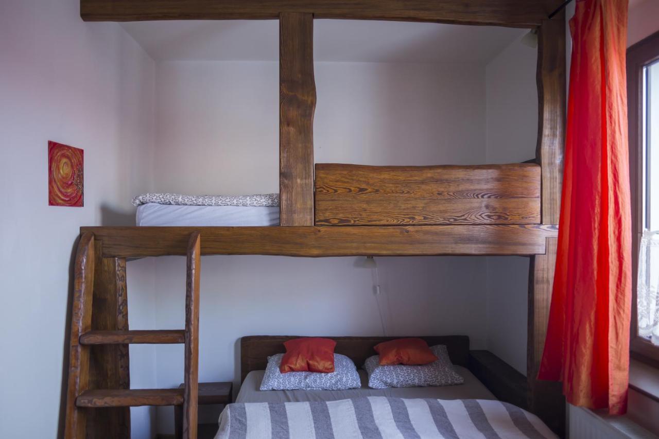 Bike Bistro A Penzion U Vsech Andelu Nove Mesto pod Smrkem Exteriör bild